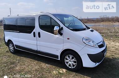 Мінівен Opel Vivaro 2011 в 