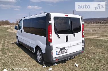 Мінівен Opel Vivaro 2011 в 