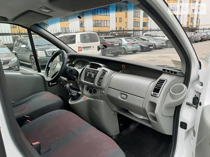 Мінівен Opel Vivaro 2010 в Гайвороні фото 10 Мінівен Opel Vivaro 2010 в Гайвороні