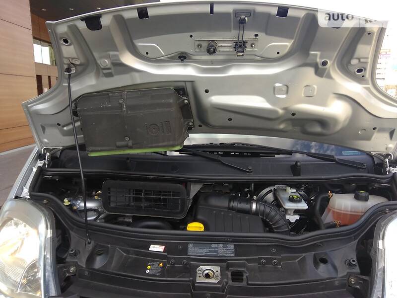 Opel Vivaro 2012 в Києві