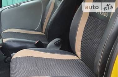 Мінівен Opel Vivaro 2007 в 