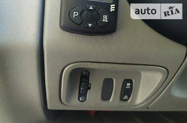 Вантажопасажирський фургон Opel Vivaro 2011 в 