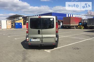 Вантажопасажирський фургон Opel Vivaro 2009 в 