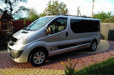 Вантажопасажирський фургон Opel Vivaro 2013 в 