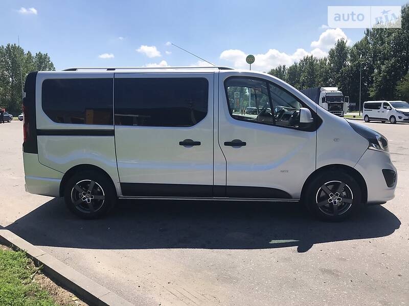 Мінівен Opel Vivaro 2017 в Бродах