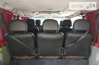 Грузопассажирский фургон Opel Vivaro 2006 в Чернигове