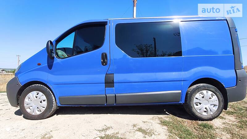 Мінівен Opel Vivaro 2006 в Ямполі