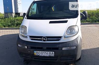 Грузопассажирский фургон Opel Vivaro 2004 в Луцке