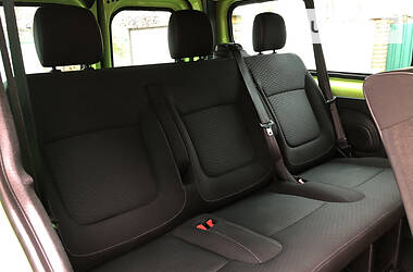 Грузопассажирский фургон Opel Vivaro 2017 в 
