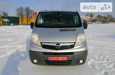 Грузопассажирский фургон Opel Vivaro 2010 в Житомире