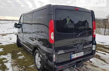 Мінівен Opel Vivaro 2012 в Калуші