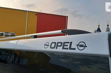 Мінівен Opel Vivaro 2004 в Хмельницькому