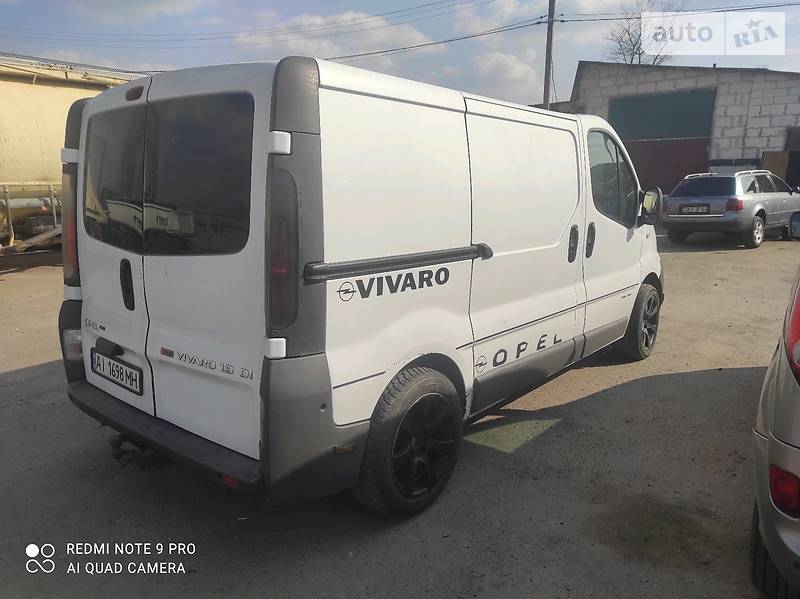 Мінівен Opel Vivaro 2002 в Києві