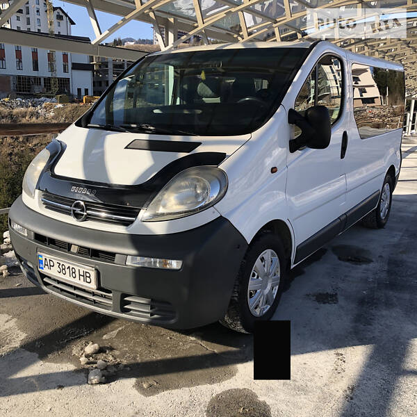 Минивэн Opel Vivaro 2006 в Ивано-Франковске