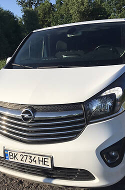 Мінівен Opel Vivaro 2017 в Дубровиці
