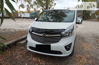 Минивэн Opel Vivaro 2016 в Харькове