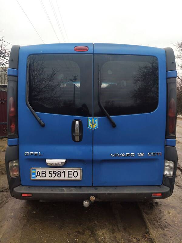 Мінівен Opel Vivaro 2006 в Ямполі