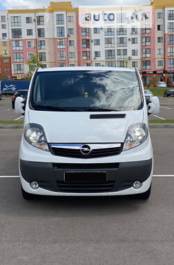 Универсал Opel Vivaro 2014 в Ровно