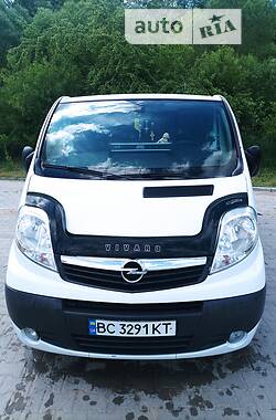 Минивэн Opel Vivaro 2008 в Турке