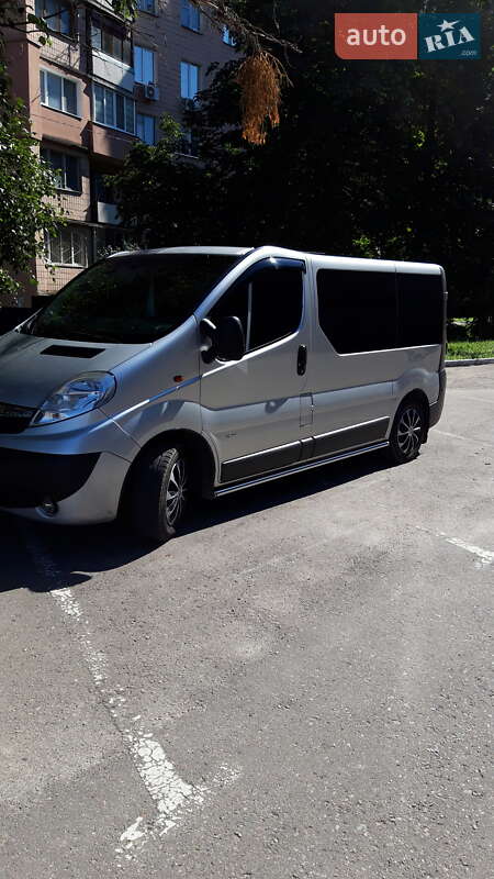 Мінівен Opel Vivaro 2012 в Києві