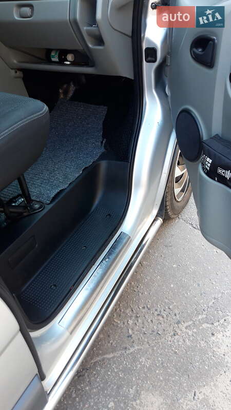 Мінівен Opel Vivaro 2012 в Києві