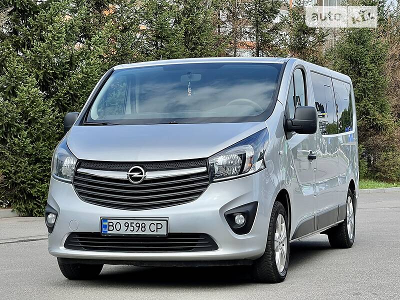 Мінівен Opel Vivaro 2016 в Тернополі