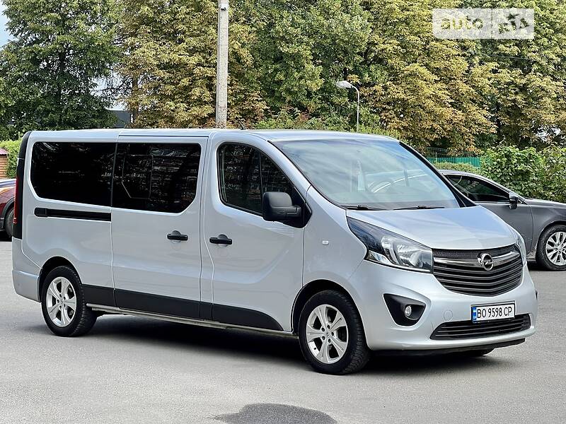 Мінівен Opel Vivaro 2016 в Тернополі