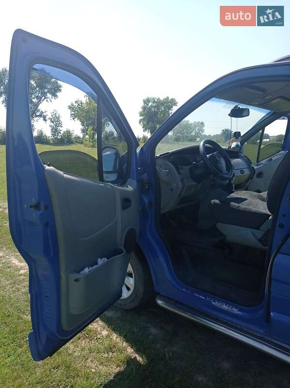 Минивэн Opel Vivaro 2003 в Львове фото 6 Минивэн Opel Vivaro 2003 в Львове