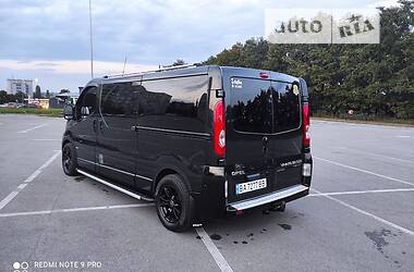 Минивэн Opel Vivaro 2008 в 