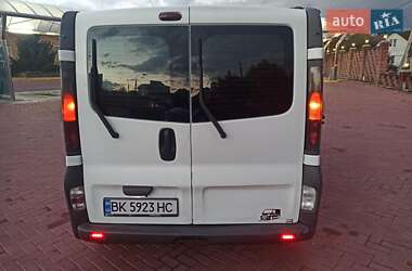 Мінівен Opel Vivaro 2005 в Рівному