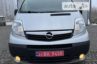 Мінівен Opel Vivaro 2013 в Львові