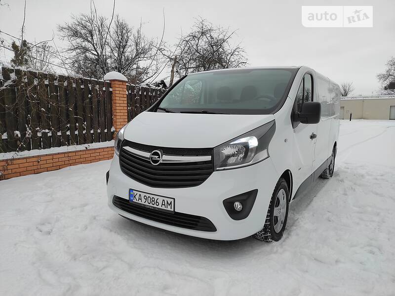 Opel Vivaro 2015