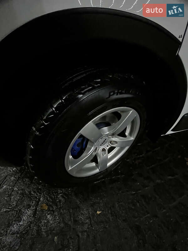 Мінівен Opel Vivaro 2005 в Віньківцях