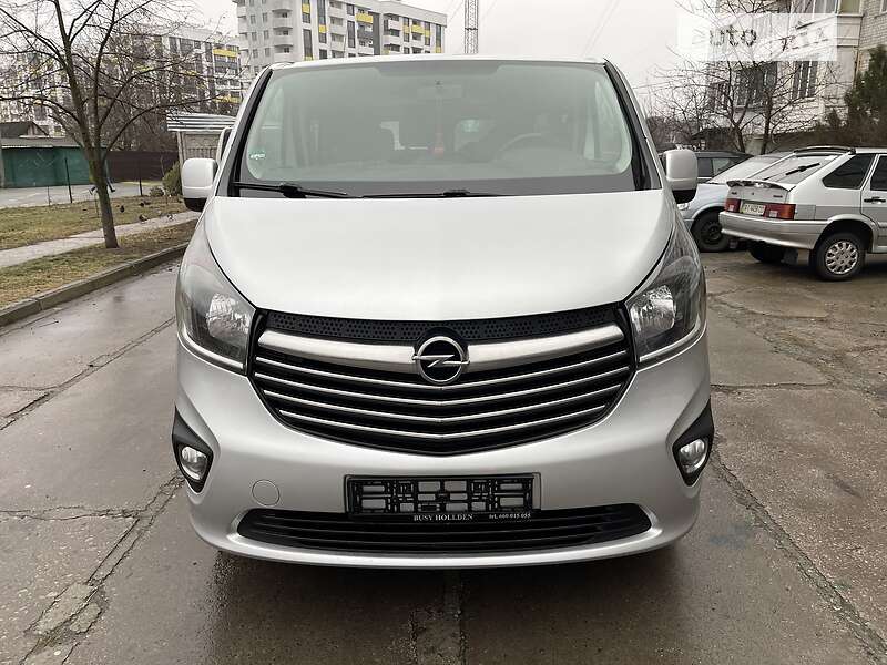 Мінівен Opel Vivaro 2017 в Києві