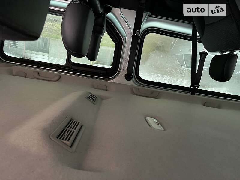 Мінівен Opel Vivaro 2017 в Києві