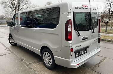 Мінівен Opel Vivaro 2017 в 