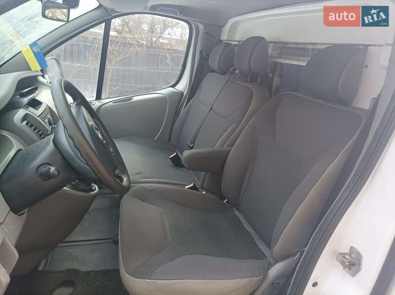 Минивэн Opel Vivaro 2008 в Киеве