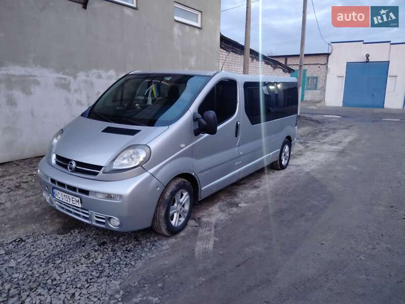 Мінівен Opel Vivaro 2006 в Луцьку