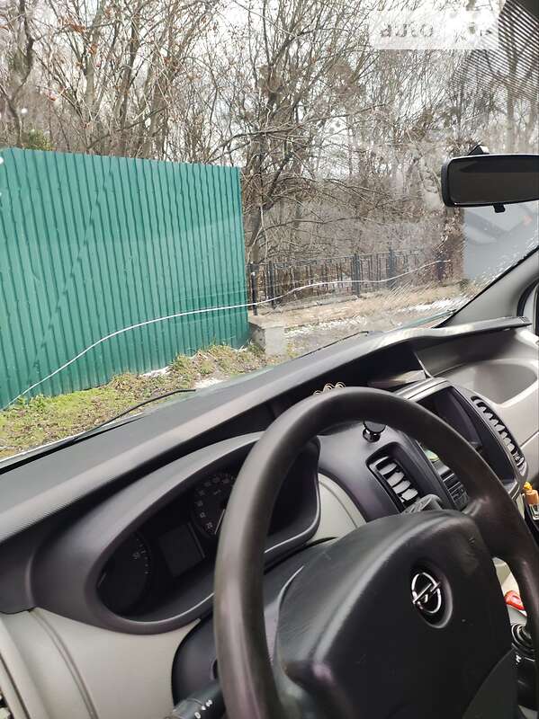 Грузовой фургон Opel Vivaro 2011 в Киеве