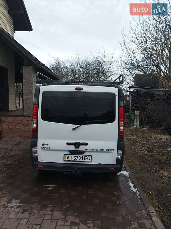 Минивэн Opel Vivaro 2008 в Киеве