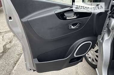 Минивэн Opel Vivaro 2017 в 