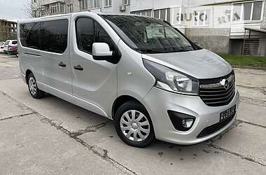 Минивэн Opel Vivaro 2017 в 