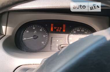 Мінівен Opel Vivaro 2006 в 