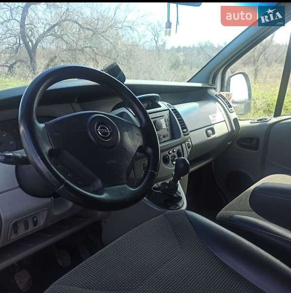 Минивэн Opel Vivaro 2009 в Белгороде-Днестровском