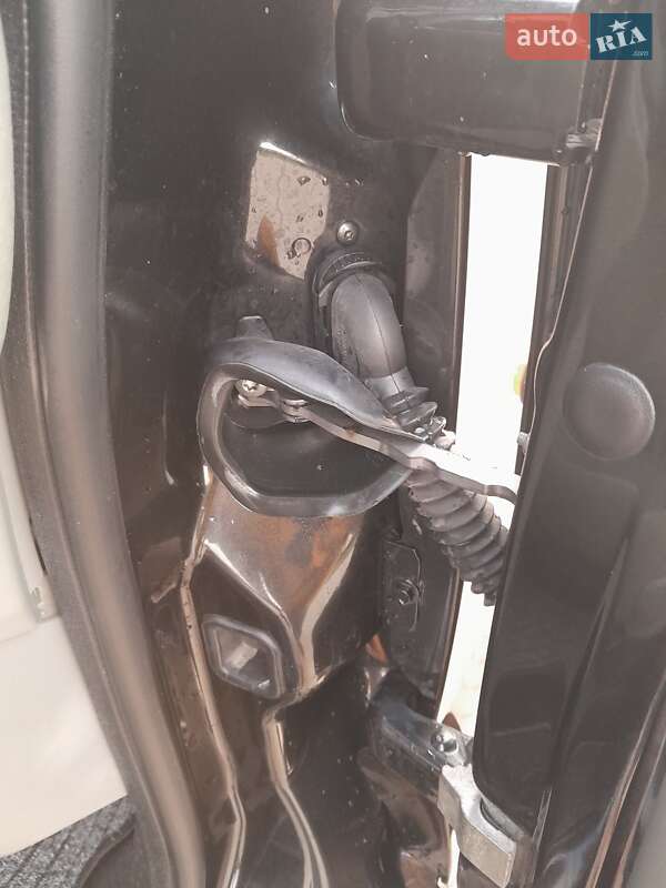 Минивэн Opel Vivaro 2007 в Городенке