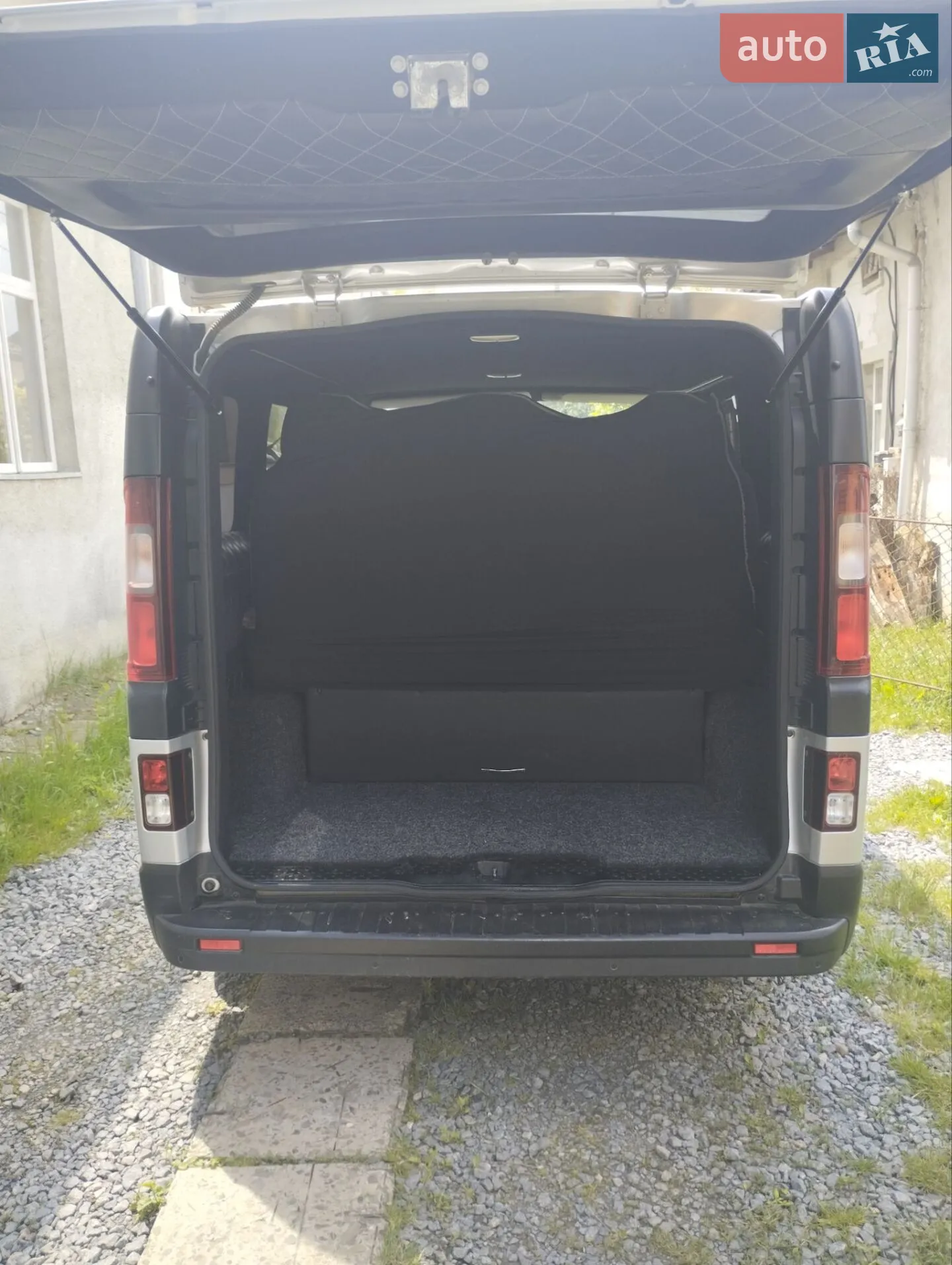 2015 Opel Vivaro - мініатюра 22