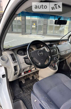 Минивэн Opel Vivaro 2009 в 