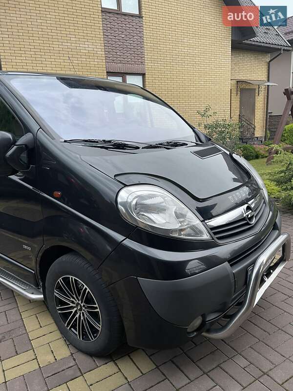 Мінівен Opel Vivaro 2013 в Луцьку