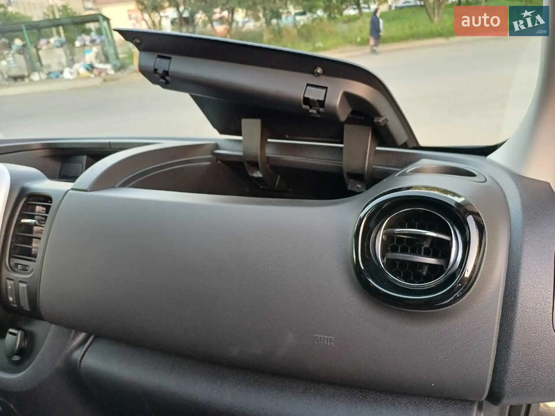 2015 Opel Vivaro - мініатюра 53