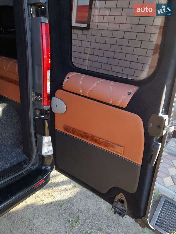 Мінівен Opel Vivaro 2007 в Рівному фото 7 Мінівен Opel Vivaro 2007 в Рівному